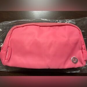 Lululemon Everywhere Belt Bag